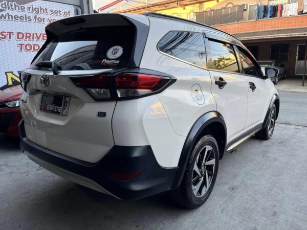 2019 Toyota Rush 1.5 G A/T - Image 6