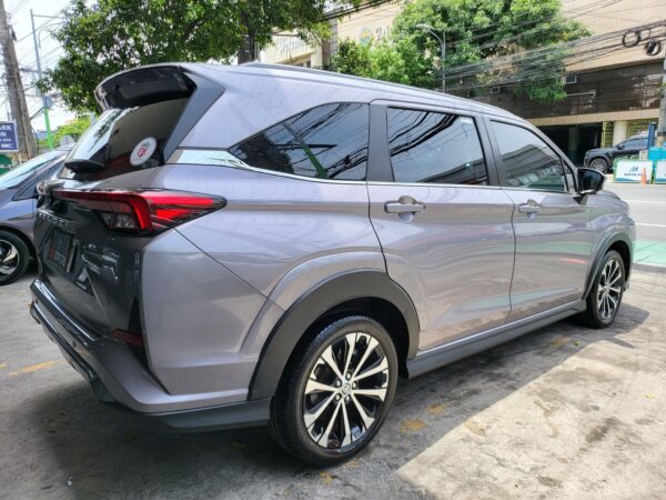 2024 Toyota Veloz 1.5 V 16k KM Casa Maintained A/T - Image 6