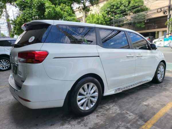 2016 Kia Grand Carnival 2.2 EX A/T - Image 6