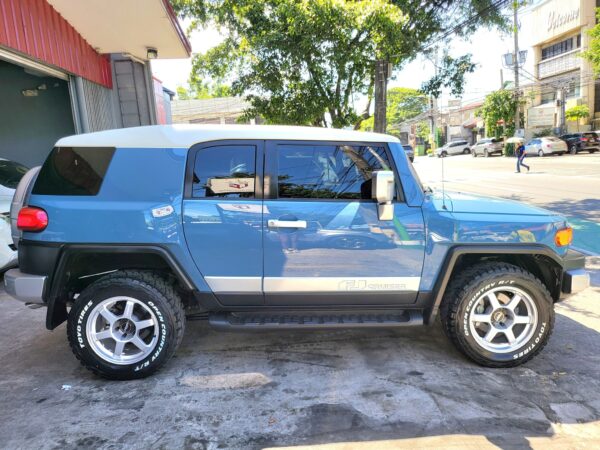 2015  Toyota FJ Cruiser 4.0 4x4 Loaded A/T - Image 7