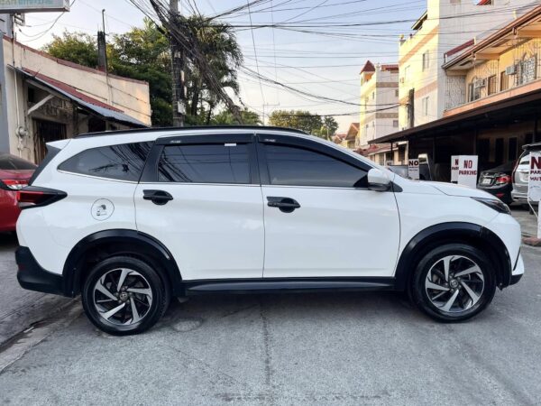2019 Toyota Rush 1.5 G A/T - Image 7