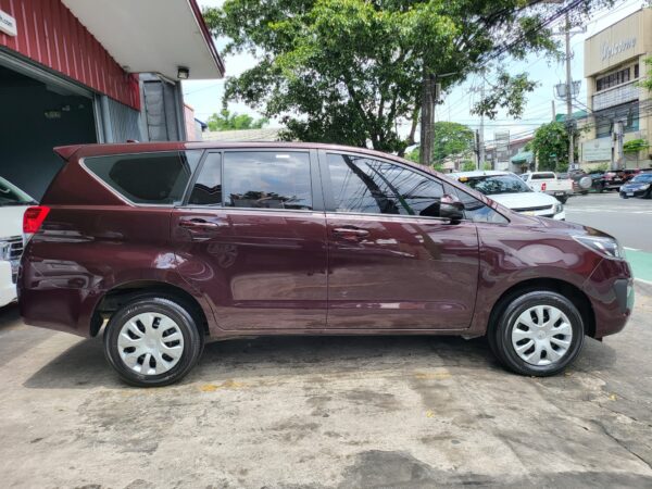 2025 Toyota Innova 2.8 XE Diesel Save 200K From Brand New A/T - Image 7