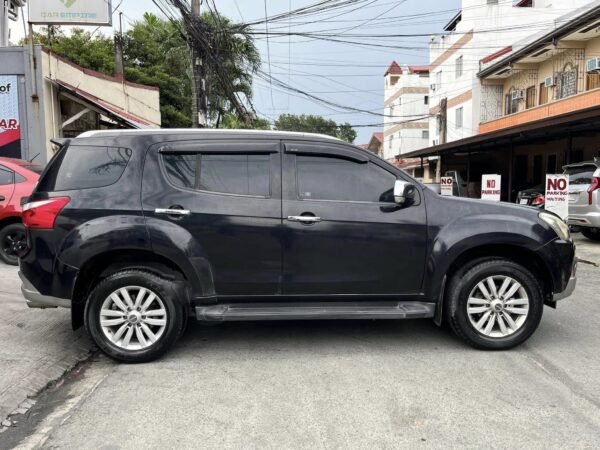 2018 Isuzu MU-X 3.0 Blue Power A/T - Image 7
