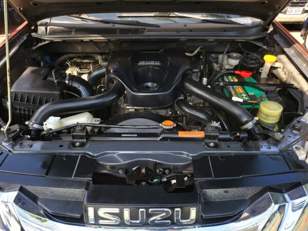 2016 Isuzu Mu-x 2.5 LS-A A/T - Image 9