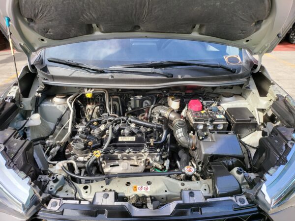 2023 Toyota Veloz 1.5 V 18k KM Casa Maintained A/T - Image 9