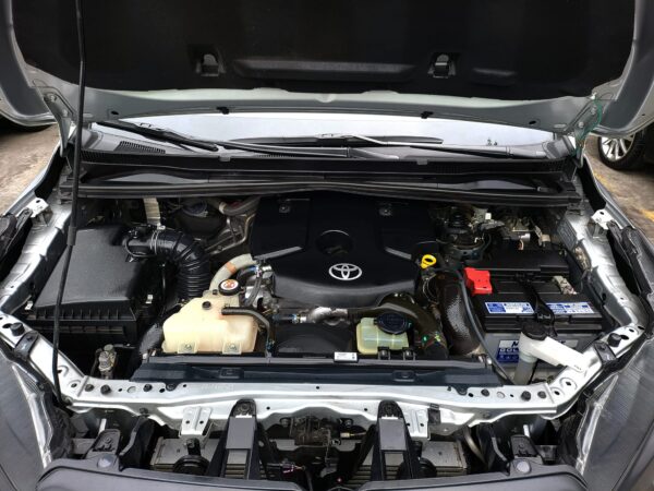 2023 Toyota Innova 2.8 E 6K KM Like Brand New A/T - Image 9