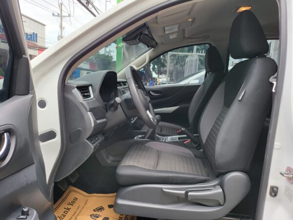 2024 Nissan Navara 2.5 VE Save 400K From Brand New M/T - Image 9