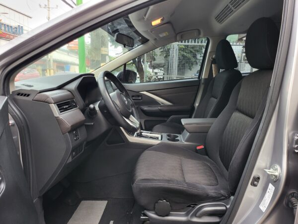 2023 Mitsubishi Xpander 1.5 GLS 15K KM A/T - Image 10