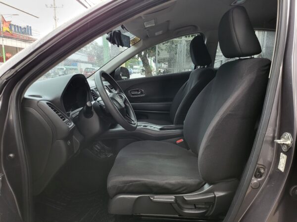 2021 Honda HR-V 1.8 E A/T - Image 10
