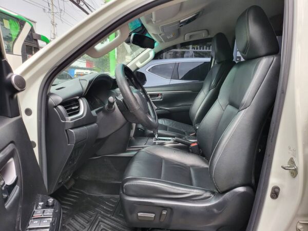 2022 Toyota Fortuner 2.8 Q Diesel A/T - Image 9