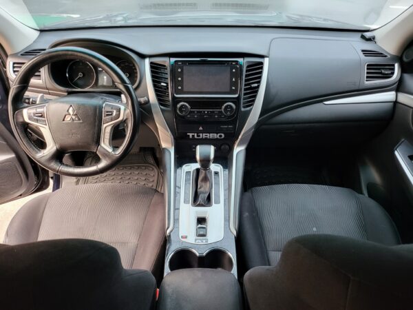 2018 Mitsubishi Montero Sport 2.4 GLS A/T - Image 11