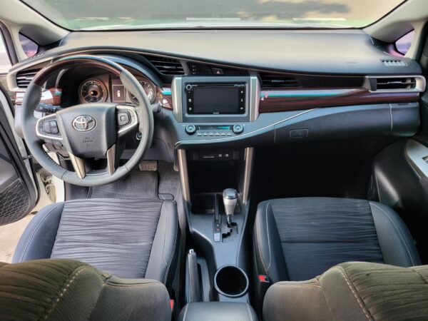 2018 Toyota Innova 2.8 G Diesel A/T - Image 11