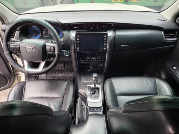 2022 Toyota Fortuner 2.8 Q Diesel A/T - Image 10