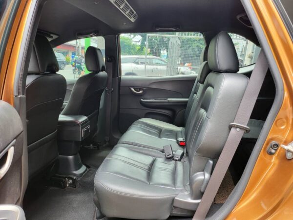 2018 Honda BR-V 1.5 V A/T - Image 12