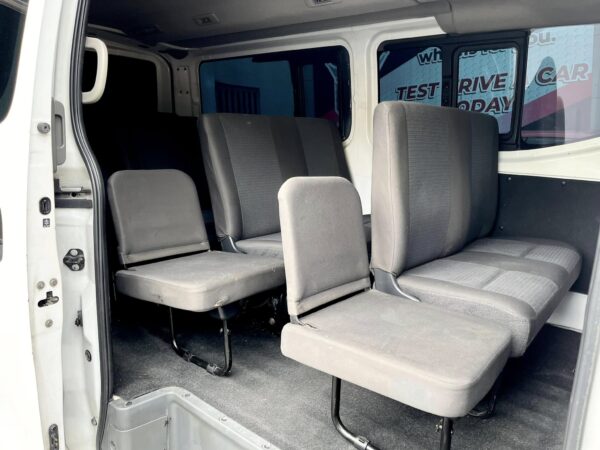 2017 Nissan NV350 2.5 Urvan M/T - Image 12