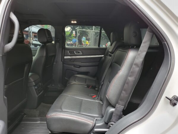 2018 Ford Explorer 3.5 Ecoboost Sport 4x4 W/Sunroof A/T - Image 12