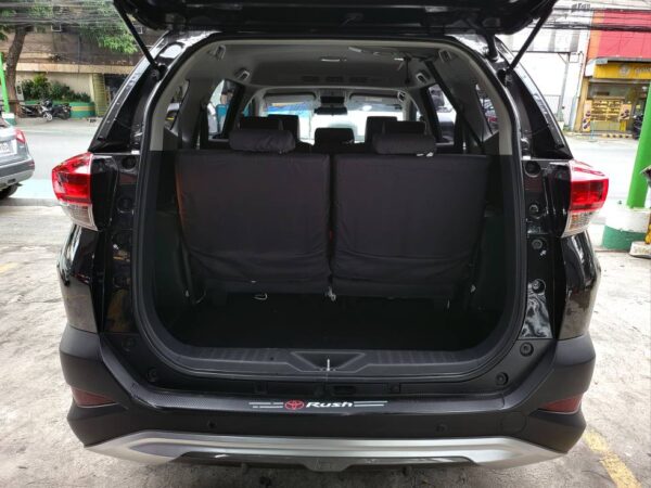 2022 Toyota Rush 1.5 GR-S 10K KM A/T - Image 14