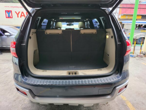 2016  Ford Everest 2.2 Titanium W/ Sunroof A/T - Image 14