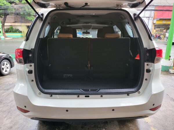 2016 Toyota Fortuner 2.4 G Diesel A/T - Image 13