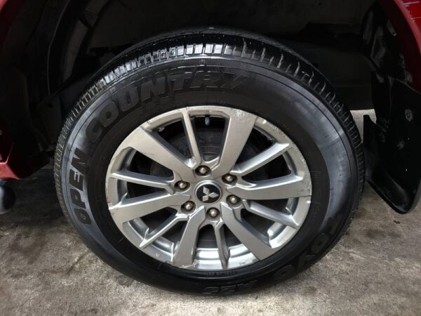 2011 Mitsubishi Montero Sport 2.4 GLS V A/T - Image 15