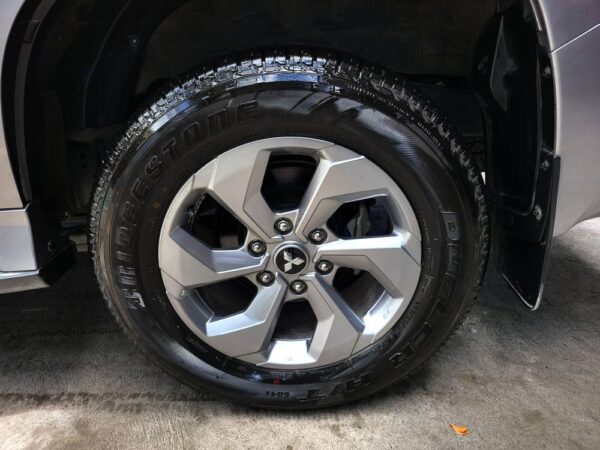 2025 Mitsubishi Montero Sport 2.4 GLX Save 300K From Brand New M/T - Image 15