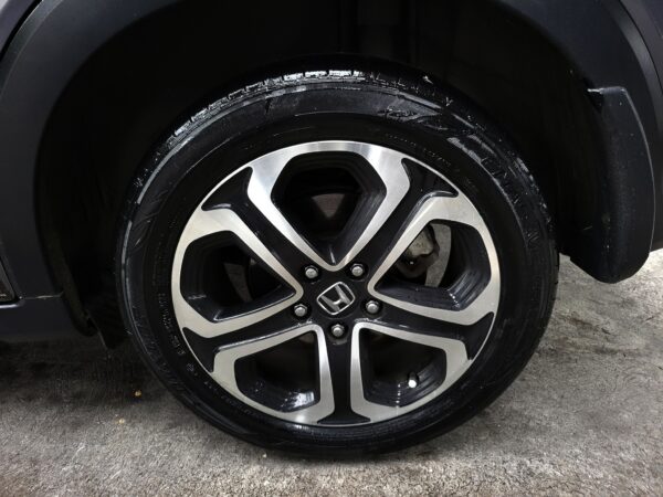 2021 Honda HR-V 1.8 E A/T - Image 15