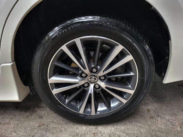 2019 Toyota Altis 1.6 V A/T - Image 16