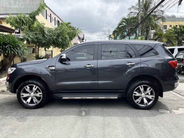 2019 Acq. Ford Everest 2.2 Titanium Plus W/ Sunroof A/T - Image 3