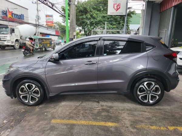2021 Honda HR-V 1.8 E A/T - Image 3