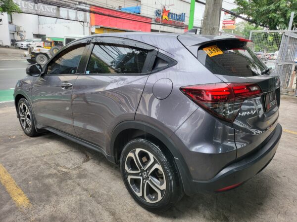 2021 Honda HR-V 1.8 E A/T - Image 4