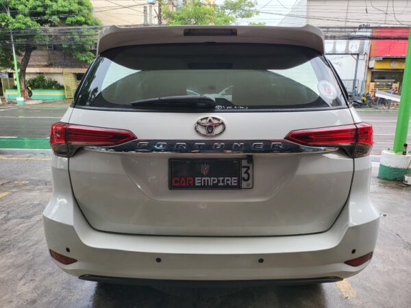 2016 Toyota Fortuner 2.4 G Diesel A/T - Image 4
