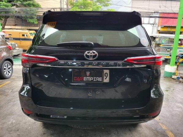 2021 Toyota Fortuner 2.4 V Diesel A/T - Image 5