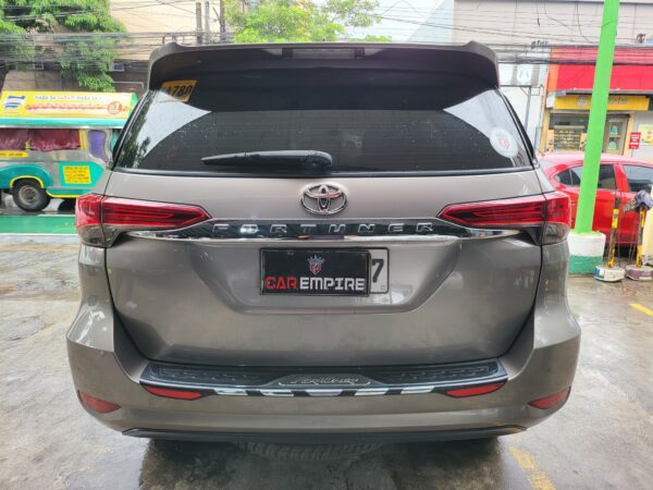 2017 Toyota Fortuner 2.7 G Gas A/T - Image 6