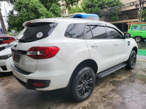 2018 Ford Everest 2.2 Trend A/T - Image 6