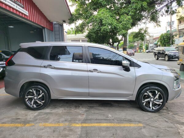2023 Mitsubishi Xpander 1.5 GLS 15K KM A/T - Image 7