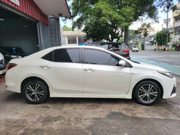 2019 Toyota Altis 1.6 V A/T - Image 8
