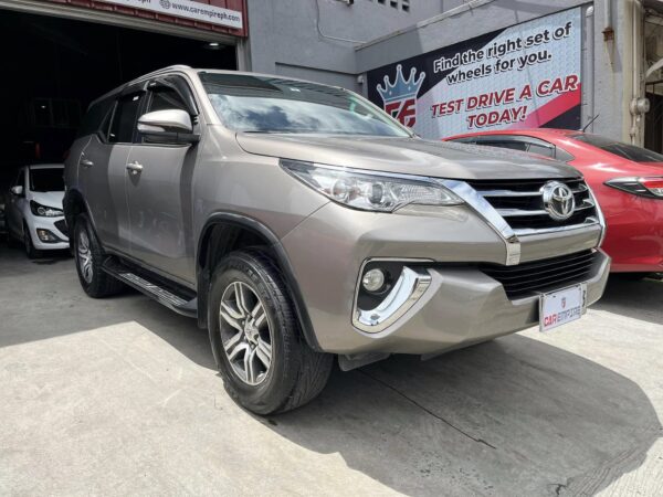 2017 Toyota Fortuner 2.4 G Diesel A/T - Image 8