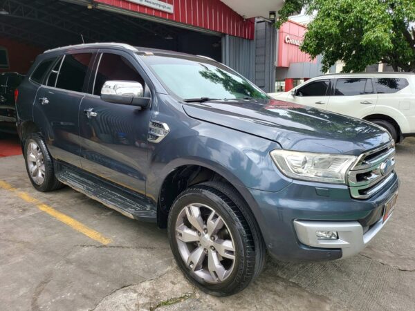 2016  Ford Everest 2.2 Titanium W/ Sunroof A/T - Image 8