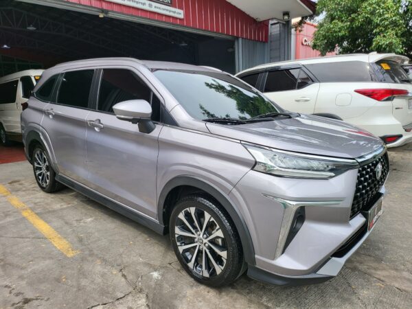 2023 Toyota Veloz 1.5 V A/T - Image 8