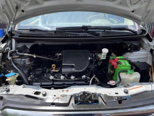 2017 Suzuki Ertiga 1.4 GL M/T - Image 9