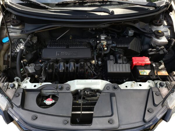 2022 Honda Brio 1.2 RS 30K KM A/T - Image 9