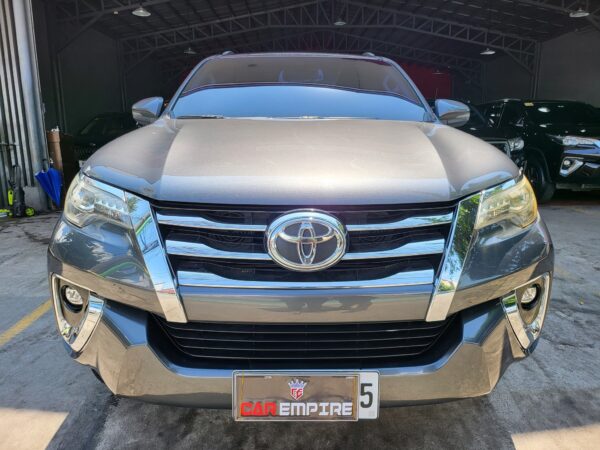 2018 Toyota Fortuner 2.4 V Diesel A/T - Image 2