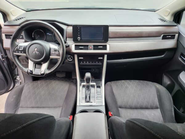 2024 Mitsubishi Xpander 1.5 GLS A/T - Image 11