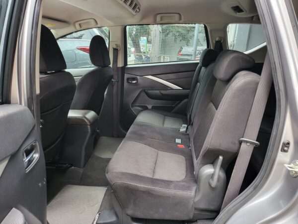 2024 Mitsubishi Xpander 1.5 GLS A/T - Image 12