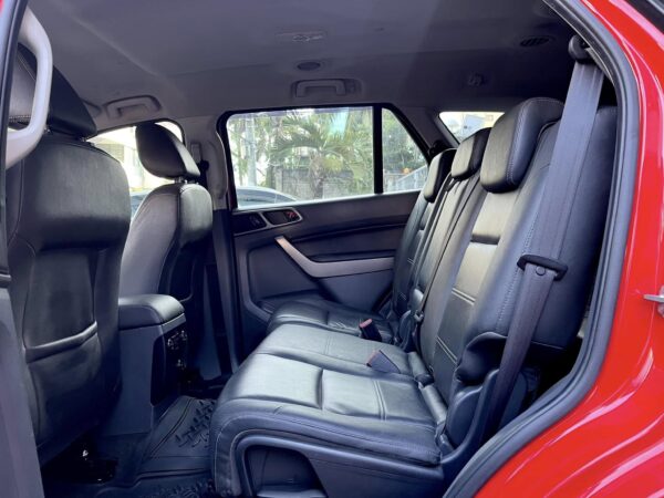 2015 Ford Everest 2.2 Trend A/T - Image 12