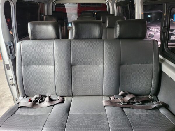 2022 Toyota Hiace Commuter 3.0 M/T - Image 13