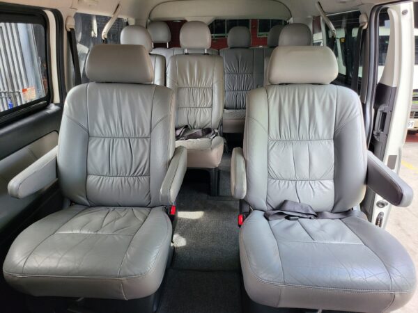 2018 Toyota Hiace Super Grandia 3.0 A/T - Image 13