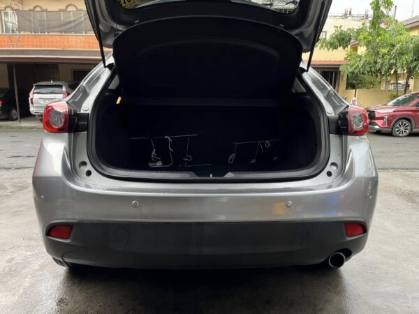 2015 Mazda 3 Hatchback 1.5 Skyactiv 20K KM A/T - Image 14