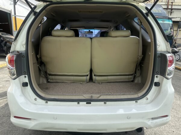 2014 Toyota Fortuner 2.5 G A/T - Image 15