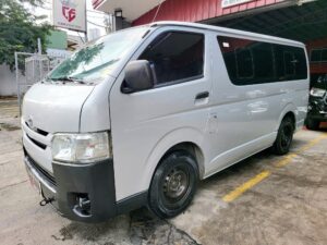 2022 Toyota Hiace Commuter 3.0 M/T